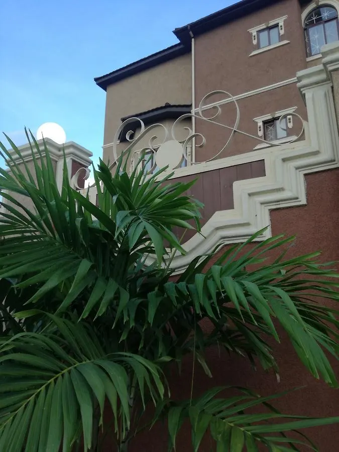 The Bellagio Getaway Apartment Kingston
